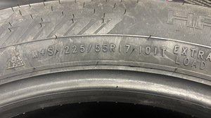 UUS NOKIAN HAKKPELIITTA 10 225/55 R17 101T XL 1TK. (4 foto / 4)
