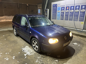 Продаю автомобиль марки Wolkswagen golf 2004 года (3 фото из 15)