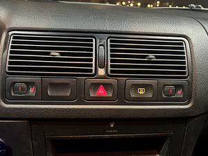 Продаю автомобиль марки Wolkswagen golf 2004 года (13 фото из 15)