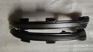 Volkswagen Golf VII mustad suunatuled peeglile (3 foto / 6)
