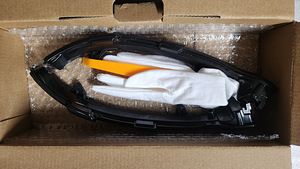 Volkswagen Golf VII mustad suunatuled peeglile (4 foto / 6)