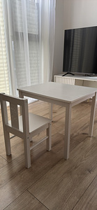 Laste laud ja tool (1 foto / 2)