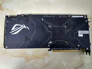 ROG Strix RX 480 8G (2 foto / 4)