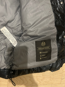 Зимняя куртка Massimo Dutti, размер S-M (3 фото из 3)