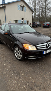 Mercedes 180c 2.1 d (3 фото из 7)