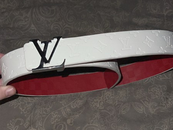 Belt lv , rep ,Almost like new
