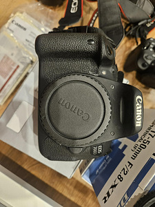 Canon 700D (1 фото из 1)