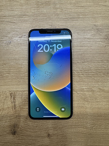 iPhone X 64GB Valge (1 foto / 4)