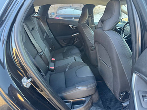 VOLVO V40 (8 фото из 8)