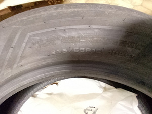 Шины 4 шт. GOODYEAR 235 / 65 / 18 летние (5 фото из 5)