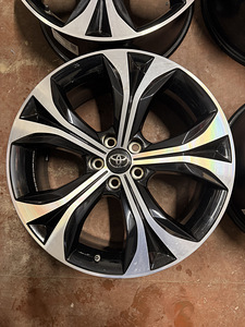 20" оригинальные диски Toyota/Lexus 5x114,3 (2 фото из 10)