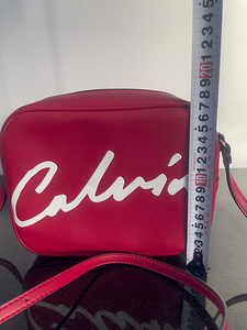 Calvin kott (5 foto / 5)