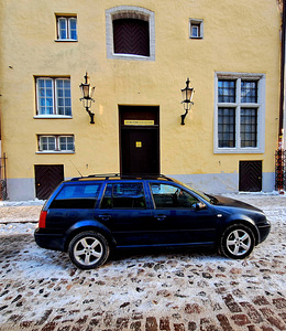 Volkswagen Golf 4 Variant (2 фото из 9)