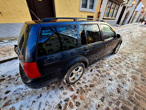 Volkswagen Golf 4 Variant (4 фото из 9)