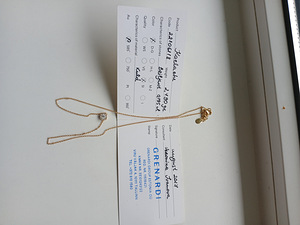Kullast kaelakett / teemant ripatsiga. (4 foto / 4)