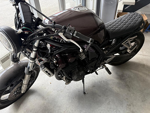 Müüa Yamaha yzf 600 (2 foto / 4)