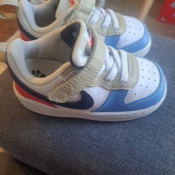 Детские кроссовки nike