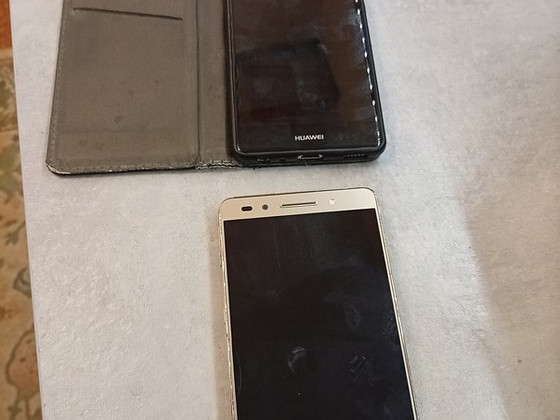 Honor. _. HUAWEI