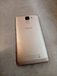 Honor. _. HUAWEI (2 фото из 5)