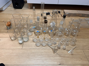 Laboriklaasi ja destilleerimisvarustuse komplekt – soodne (2 foto / 10)