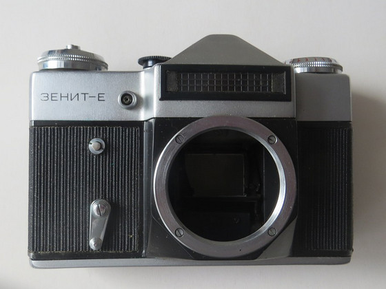 Zenit E kaamera.