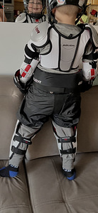 Комплект для хоккеиста Bauer возраст от 4-6 лет(18-27кг) (5 фото из 9)