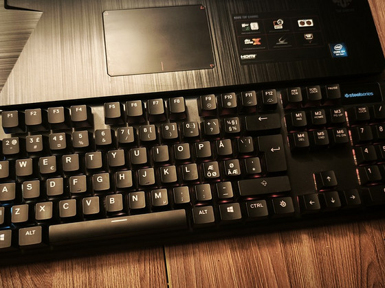 Klaviatuur Steelseries Apex 5