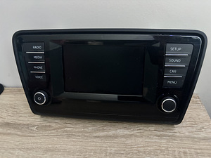 Skoda Octavia III Display (1 foto / 2)