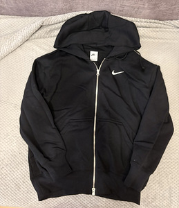 Nike hoodie (1 foto / 1)