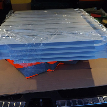 Alumiiniumradiaator, 644x573x90 mm, 8 ribiga.