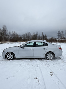 BMW e60 520i 125kw (3 foto / 12)