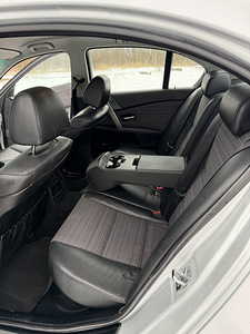BMW e60 520i 125kw (11 foto / 12)