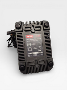 Laadija Ryobi C120D (3 foto / 5)