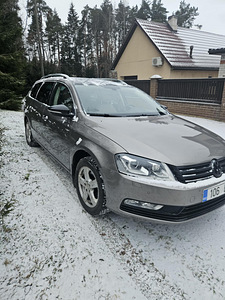 Volkswagen passat B7 (1 фото из 9)