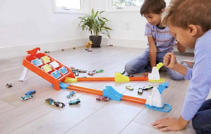 Hot Wheels Action Launch Across Challenge (2 фото из 2)