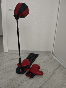 Laste poksikott koos kinnastega komplektis (1 foto / 4)