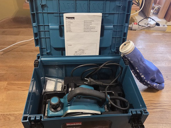 Elektrihöövel MAKITA KPO800J