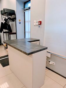 Töölaud ilusalongi või kontorisse (admini laud / reception ) (2 foto / 3)