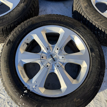Momo veljed 255/55 R18 + talverehvid