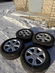 Momo veljed 255/55 R18 + talverehvid (2 foto / 4)