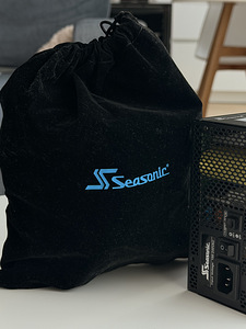 Seasonic PRIME GX-1300 (6 фото из 8)