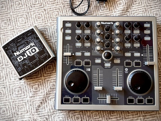 Dj controller