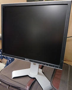 Монитор Dell 1908FPt usb 19" (1 фото из 3)