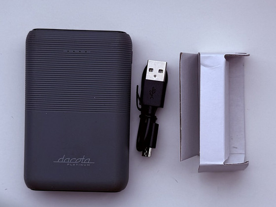DACOTA Platinum 10 000 mAh Power Bank with QC & PD function