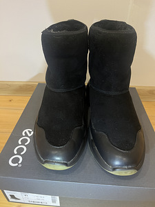 Naiste talvised poolsaapad Ecco-lt (2 foto / 3)