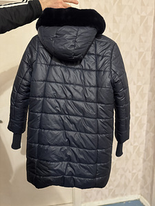 Женское пальто (2 фото из 3)