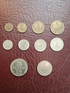 Монеты (1 фото из 1)