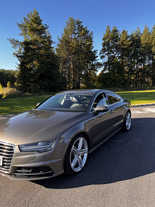 Audi A7 (4 фото из 15)