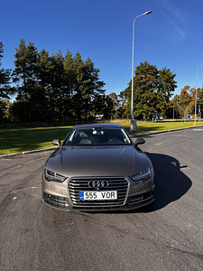 Audi A7 (5 фото из 15)