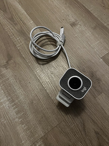 Logitech Streamcam (white) (1 foto / 4)